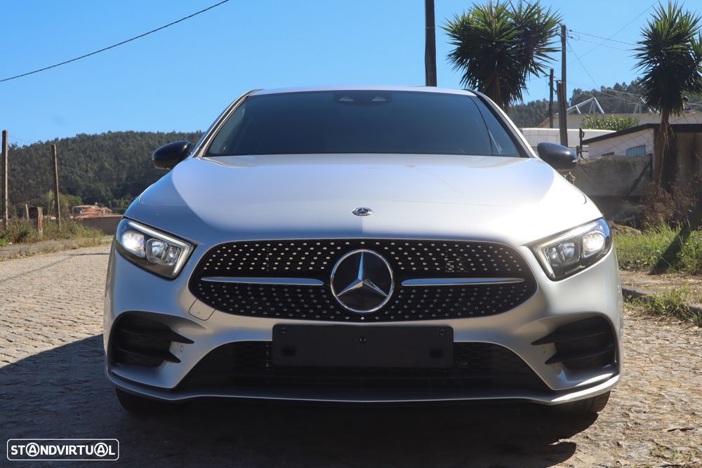 Mercedes-Benz A 250 e AMG Line - 1