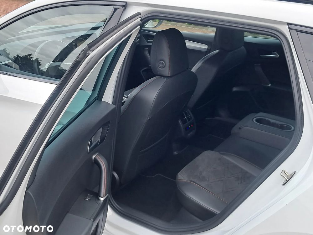 Seat Leon Sportstourer 1.5 TSI OPF FR Black Edition - 32
