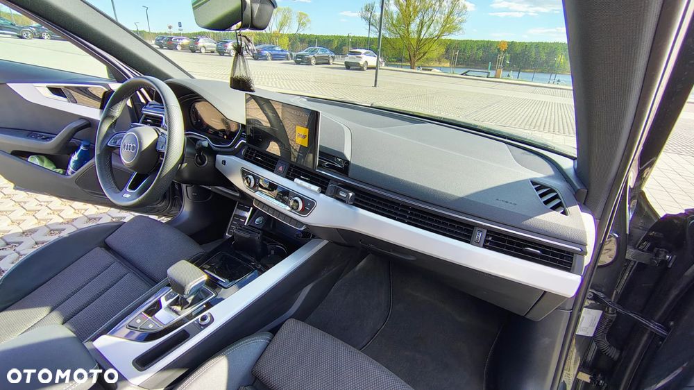 Audi A4 Limousine 35 TFSI mHEV Advanced S tronic - 23