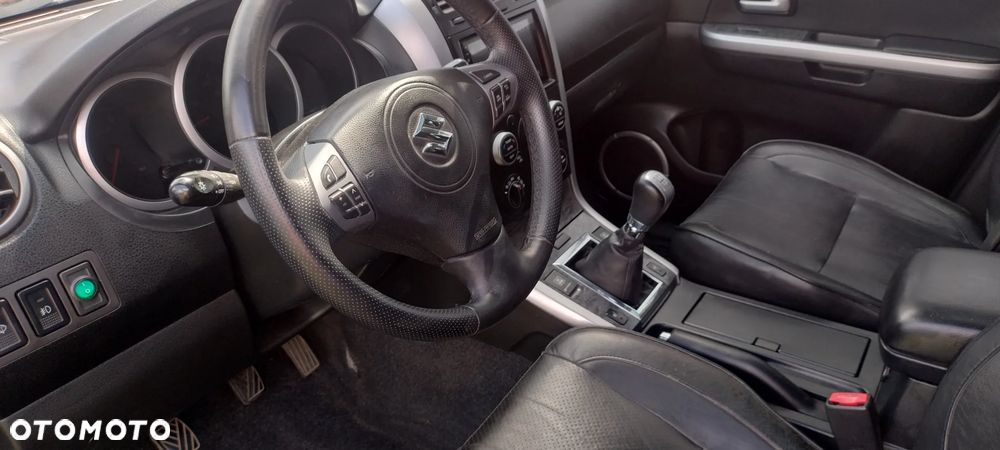 Suzuki Grand Vitara 1.9 DDiS De Luxe EU5 - 7