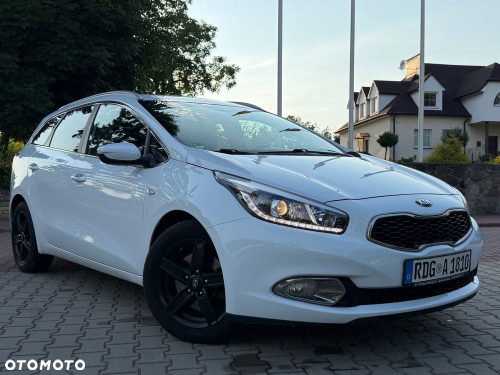 Kia Ceed - 1