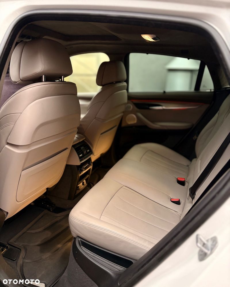 BMW X6 xDrive40d - 8