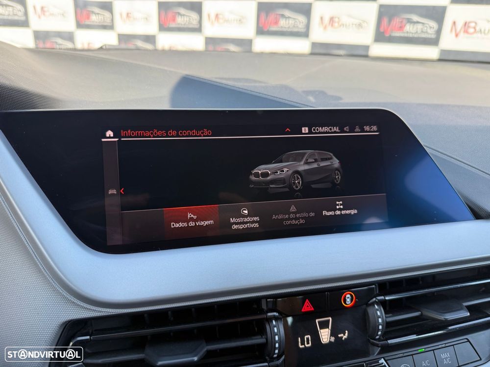 BMW 116 d Advantage Auto — fotografia 34