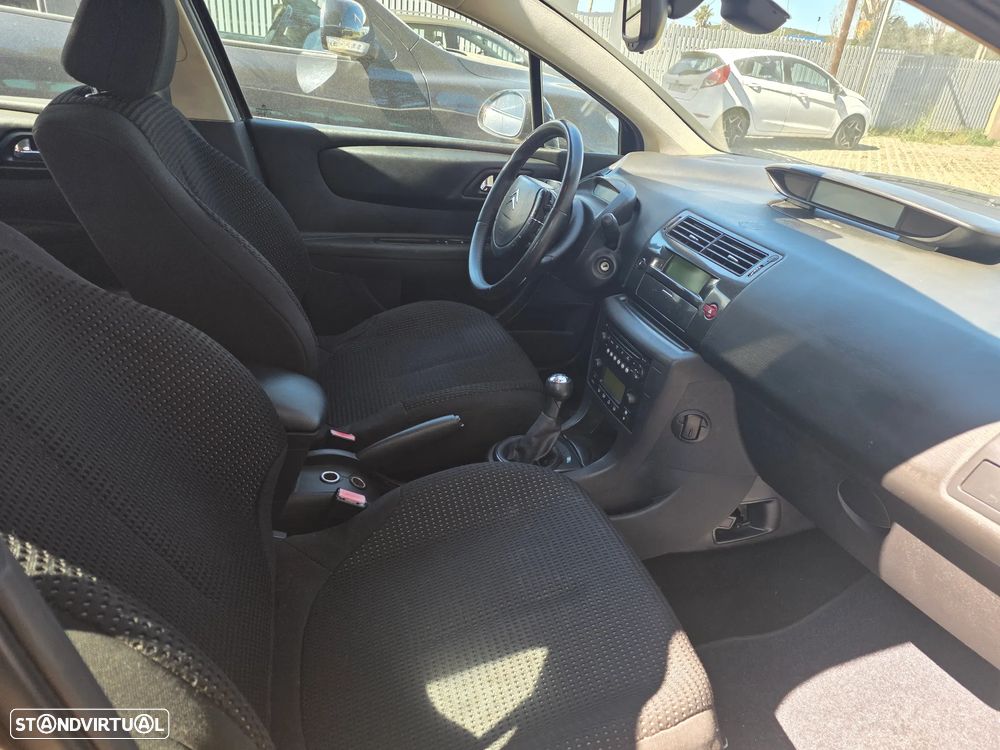 Citroën C4 1.6 HDi 110 Exclusive - 8