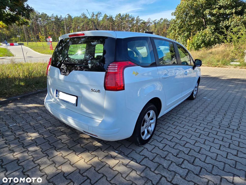 Peugeot 5008 - 21
