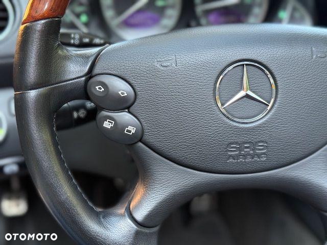 Mercedes-Benz SL 500 - 11