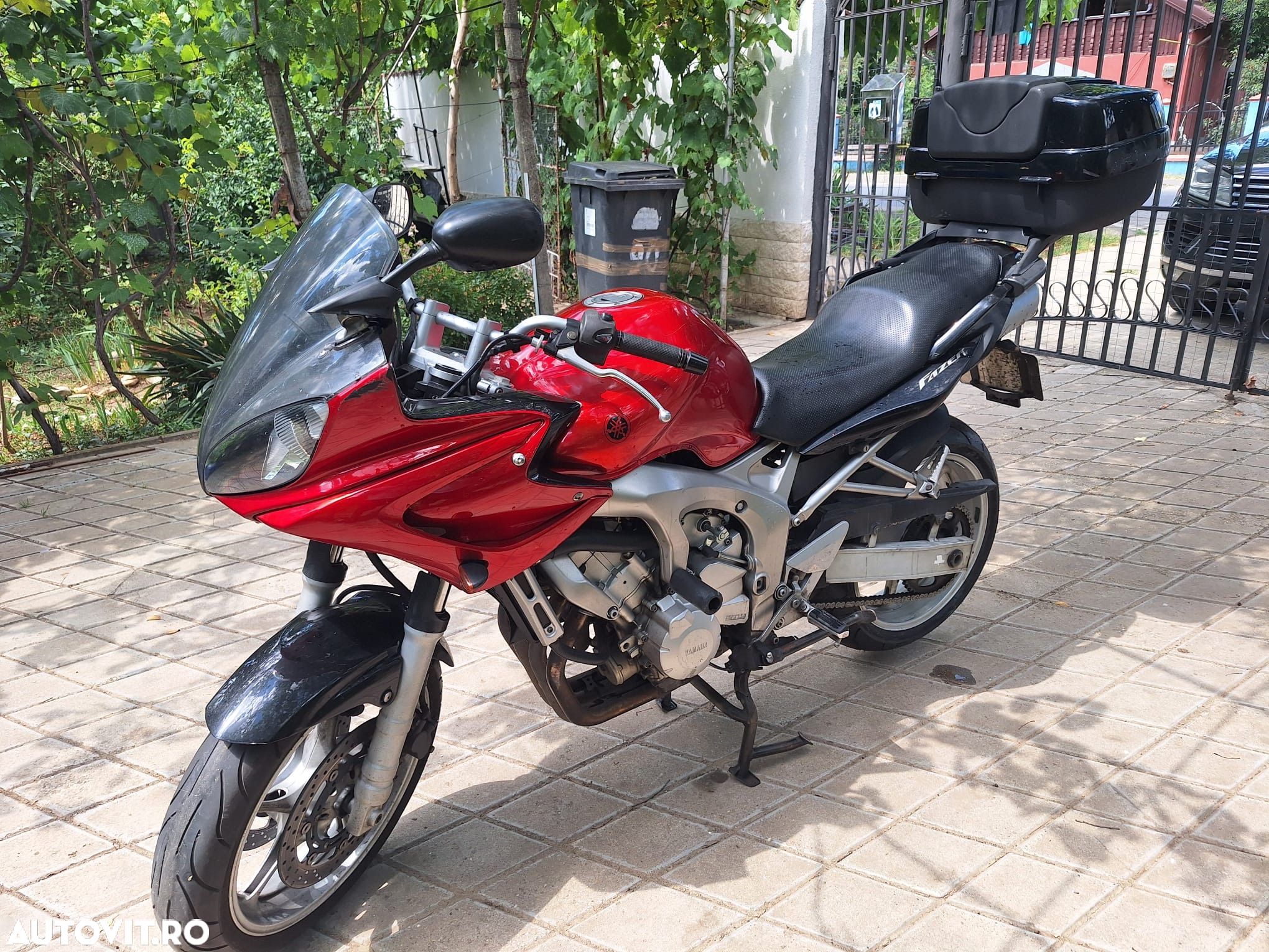 Yamaha FZ-6S Fazer - 1