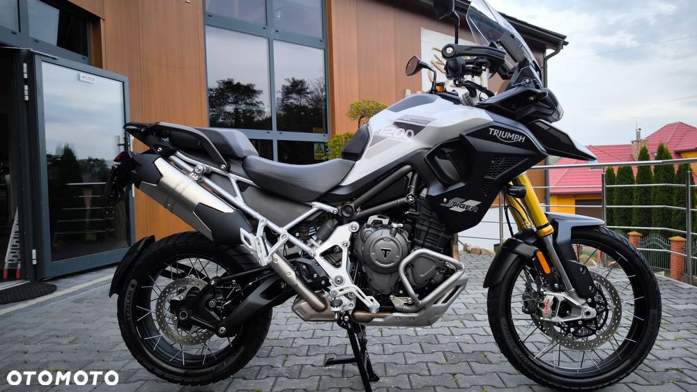 Triumph Tiger - 2
