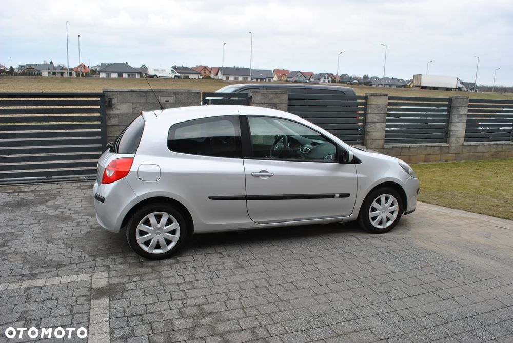 Renault Clio 1.2 16V Exception - 14