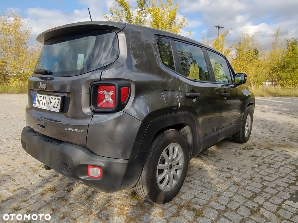 Jeep Renegade 1.6 E-TorQ Sport FWD - 3