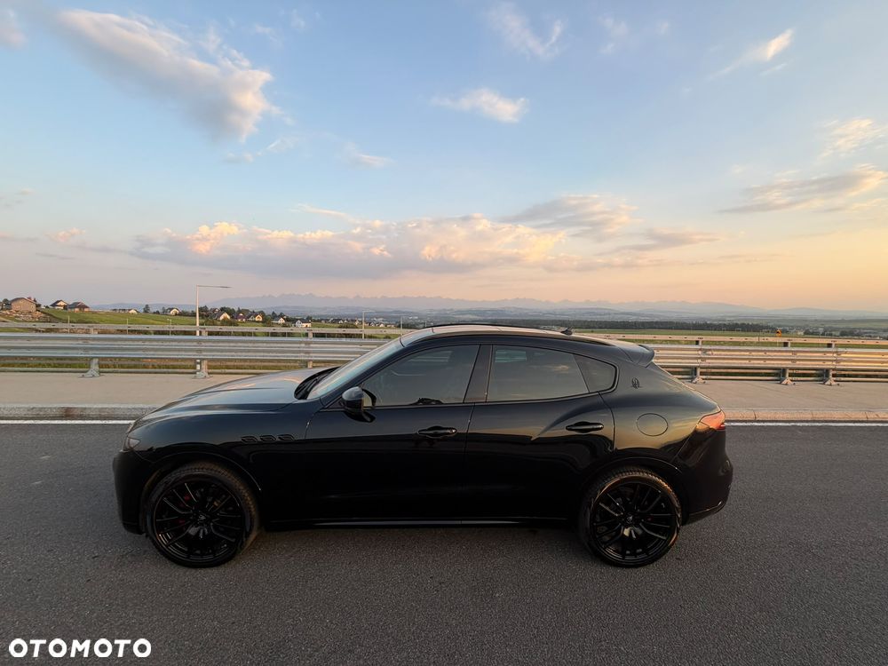 Maserati Levante Q4 - 4