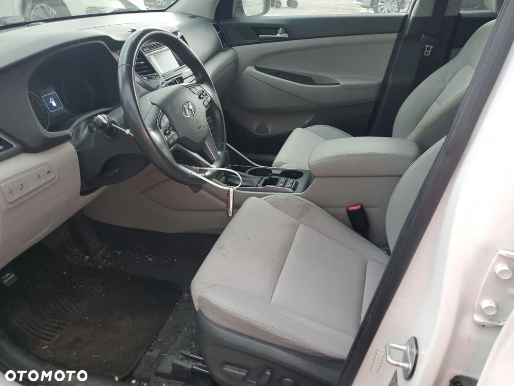 Hyundai Tucson - 5