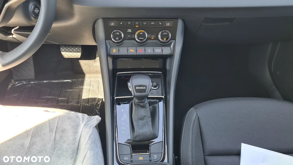 Skoda Karoq 1.5 TSI ACT Edition 130 DSG - 17