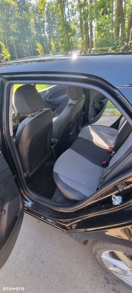 Hyundai i20 1.2 - 10