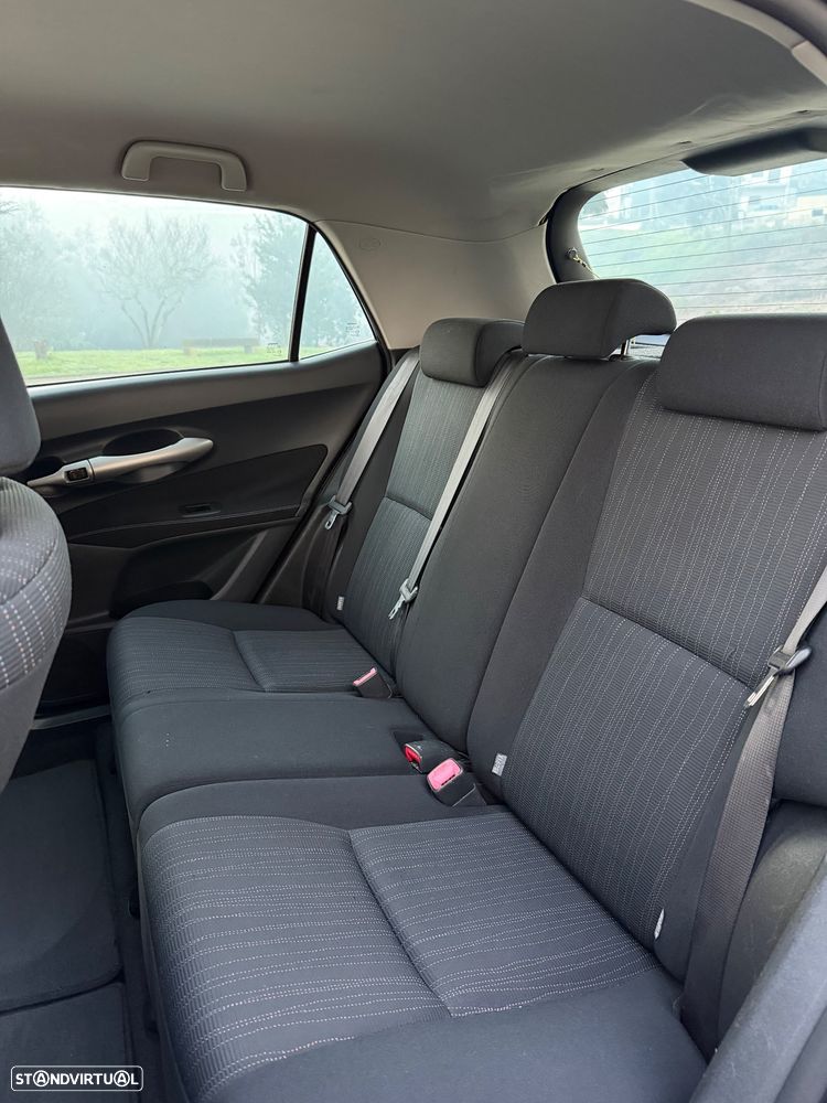 Toyota Auris 1.4 D-4D ACtive - 17