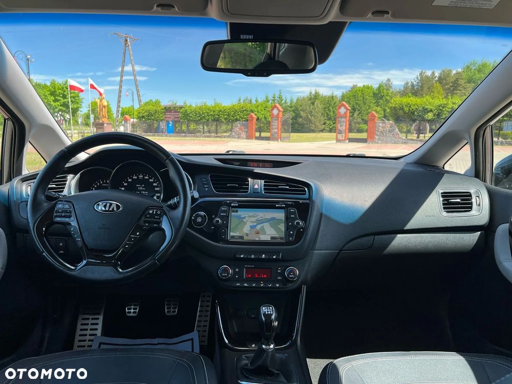 Kia Ceed 1.6 GDI ISG Vision - 8
