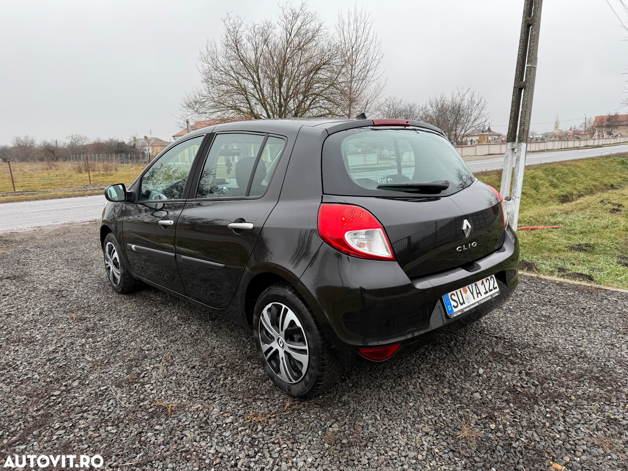 Renault Clio III 1.5dCi Dynamique - 8