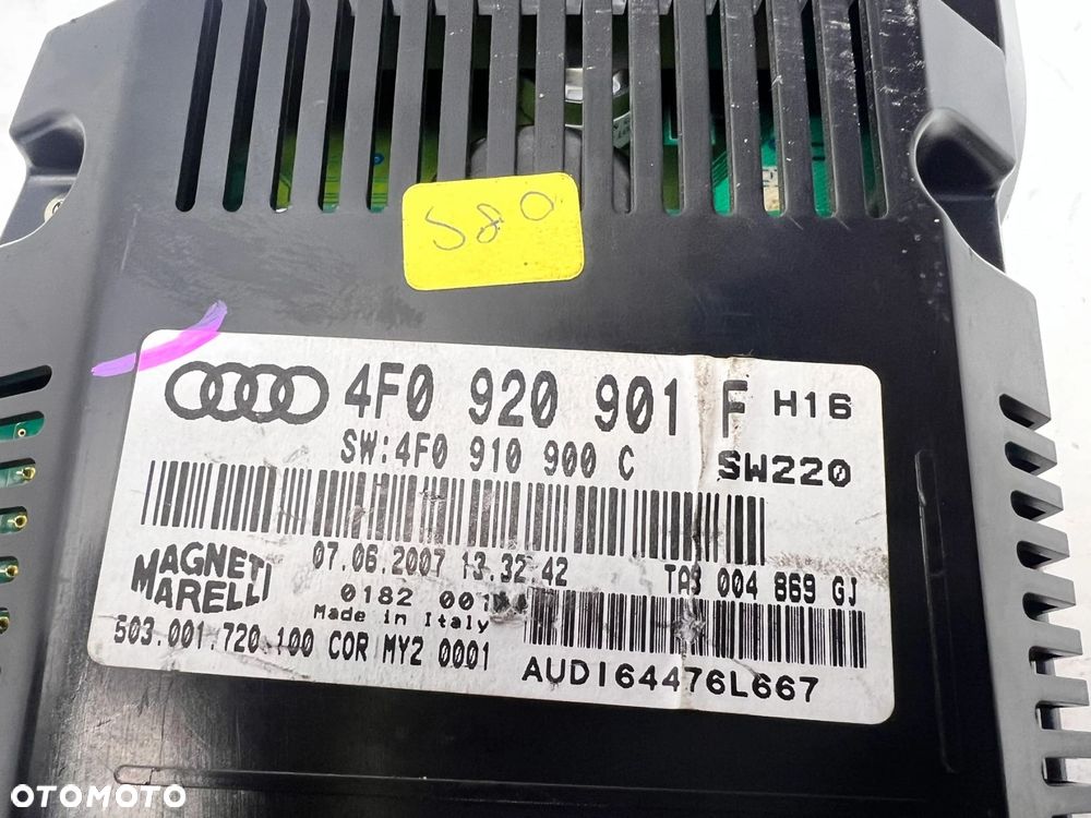 LICZNIK ZEGARY AUDI A6 C6 2.4 4F0920901F - 9