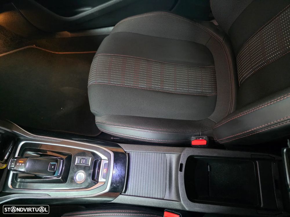 Peugeot 308 SW 1.5 BlueHDi GT Line EAT8 - 27