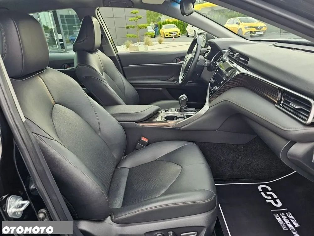 Toyota Camry 2.5 Hybrid Prestige CVT - 17