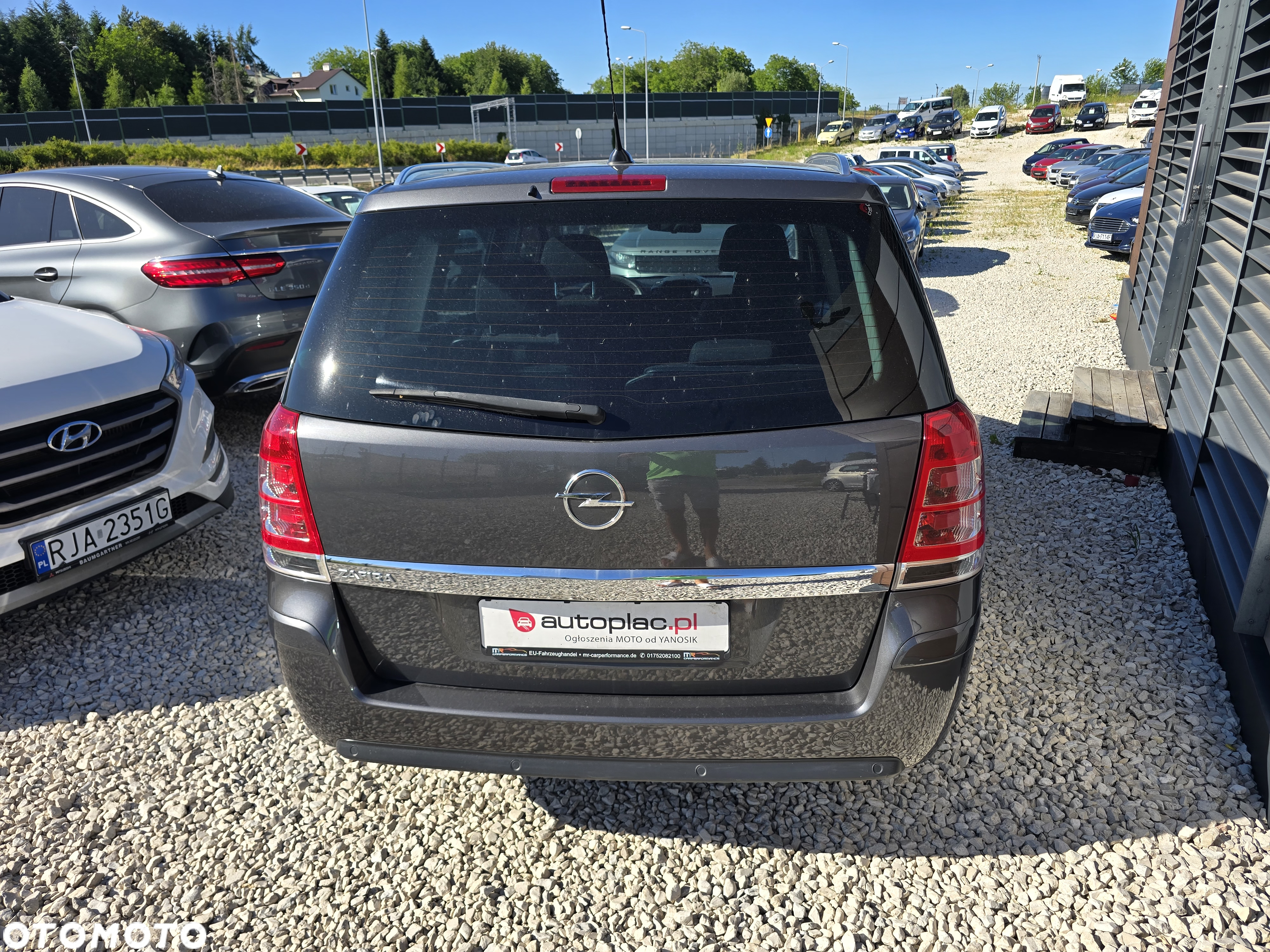 Opel Zafira 1.8 Cosmo EU5 - 9