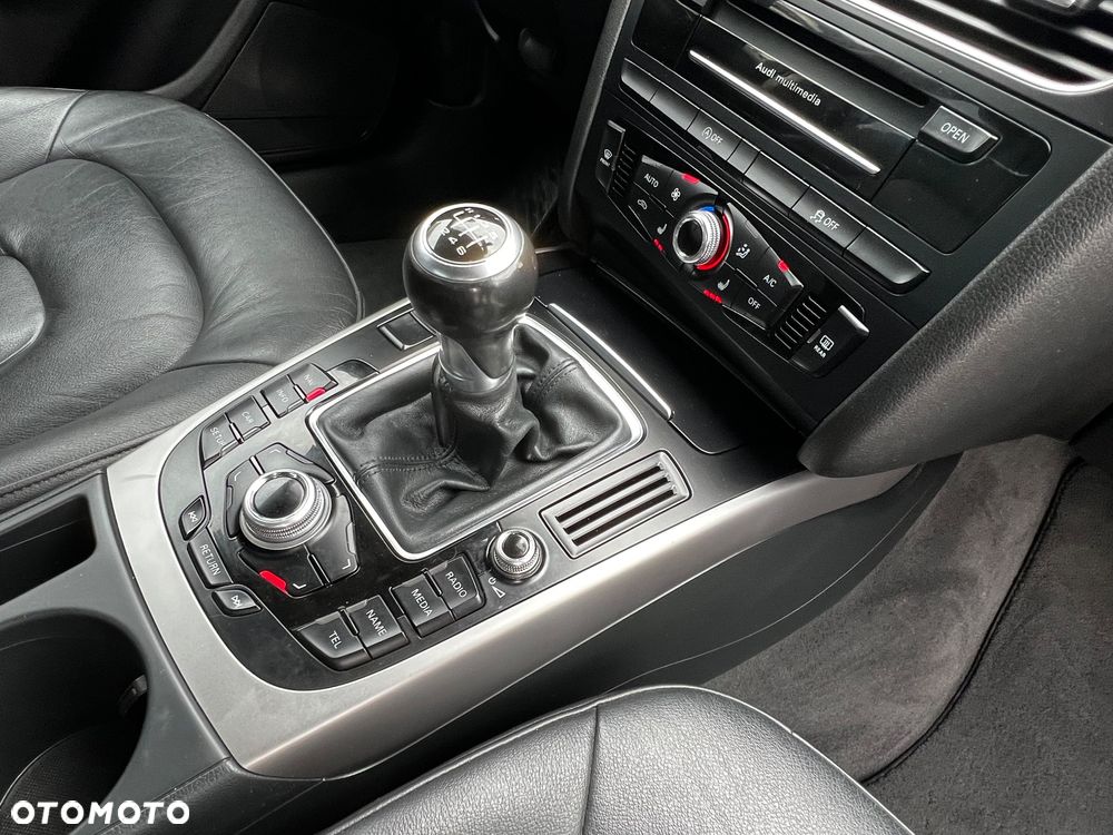 Audi A4 Limousine 2.0 TDI DPF Ambition - 29