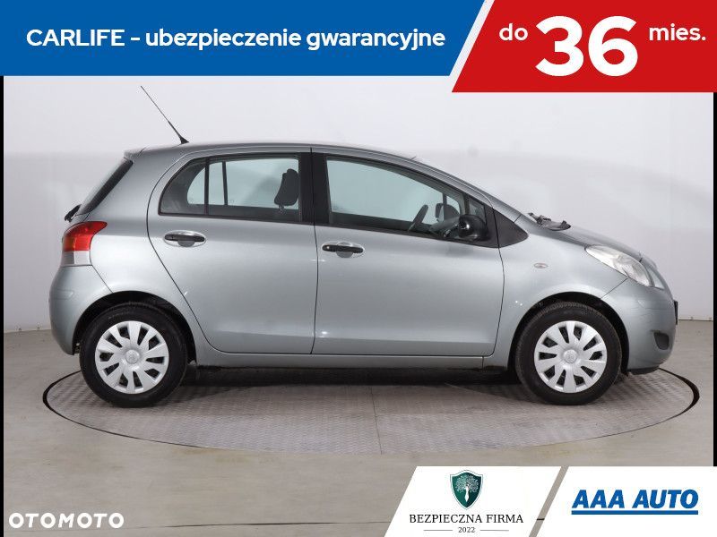 Toyota Yaris - 8