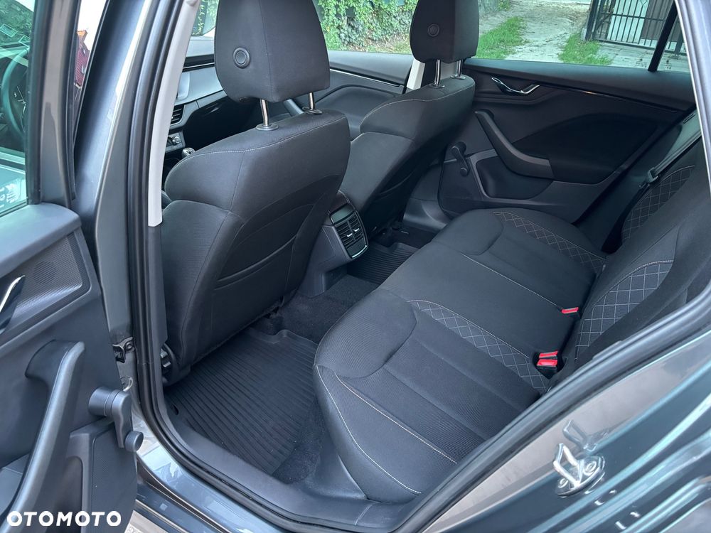 Skoda Kamiq 1.0 TSI Ambition - 9