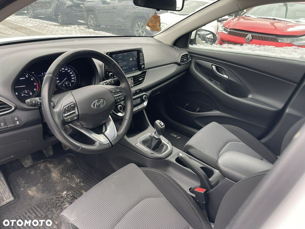 Hyundai i30 1.5 DPI Smart - 6
