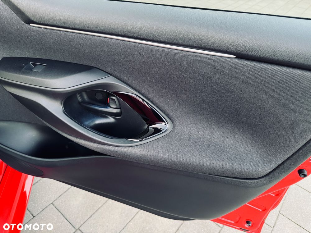 Toyota Yaris Hybrid 1.5 Executive - 20