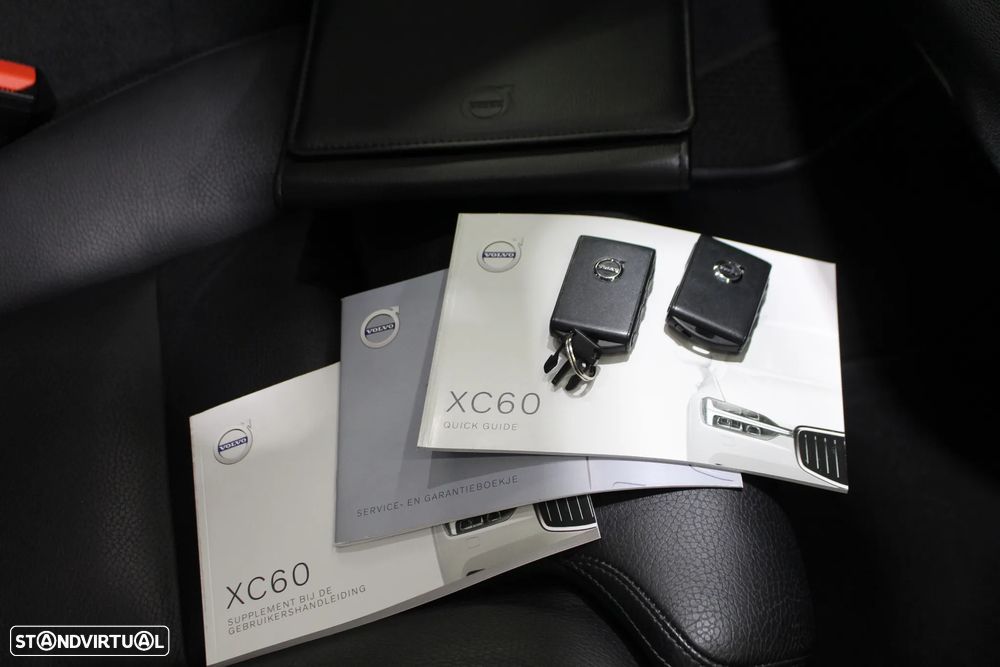 Volvo XC 60 D4 Geartronic Momentum - 31