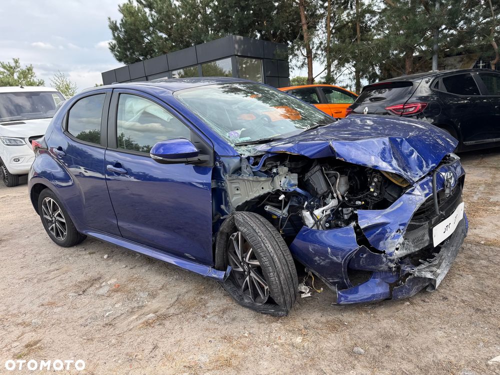 Toyota Yaris - 4