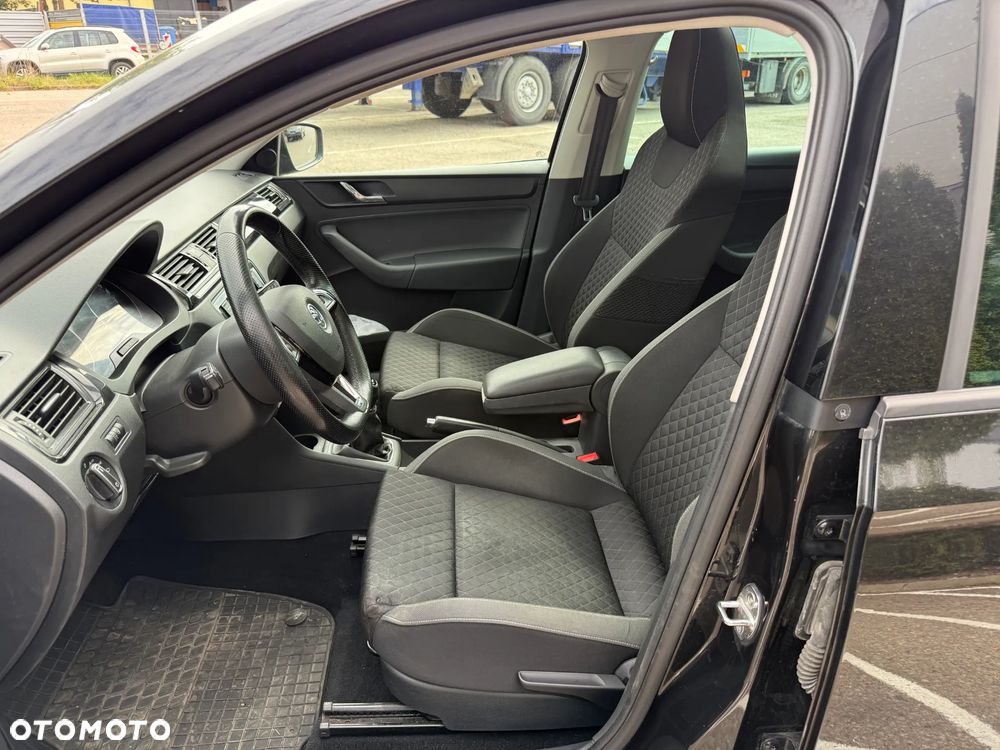 Skoda RAPID 1.6 TDI DPF Monte Carlo - 6
