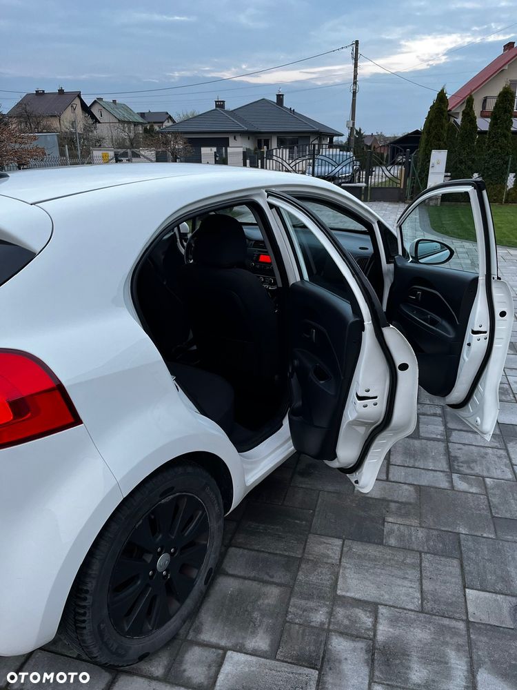 Kia Rio 1.2 M (klm) - 22