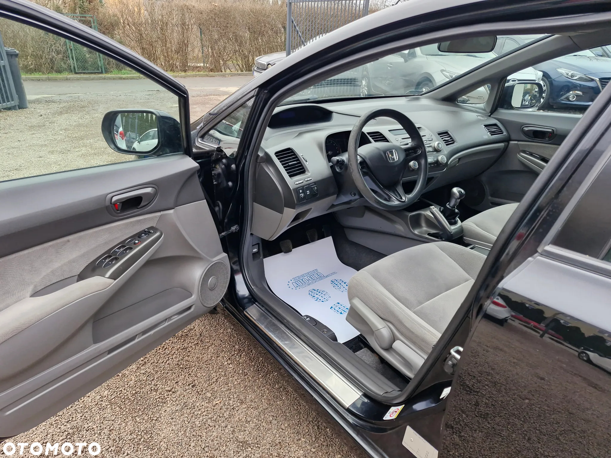 Honda Civic 1.8 Comfort - 10
