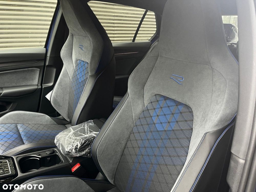 Volkswagen Golf - 7