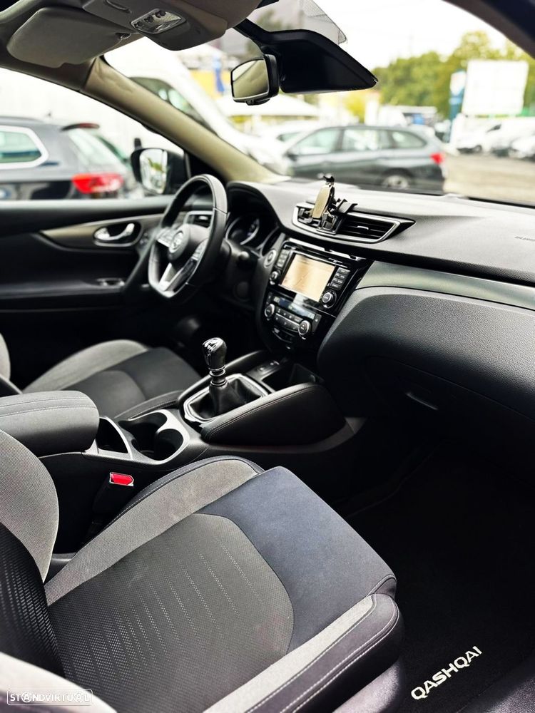 Nissan Qashqai 1.2 DIG-T N-Connecta RS+PS 18 - 15