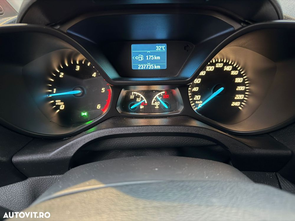Ford Transit Connect - 11