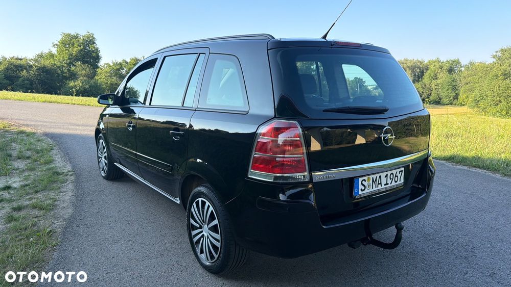 Opel Zafira 1.6 - 11