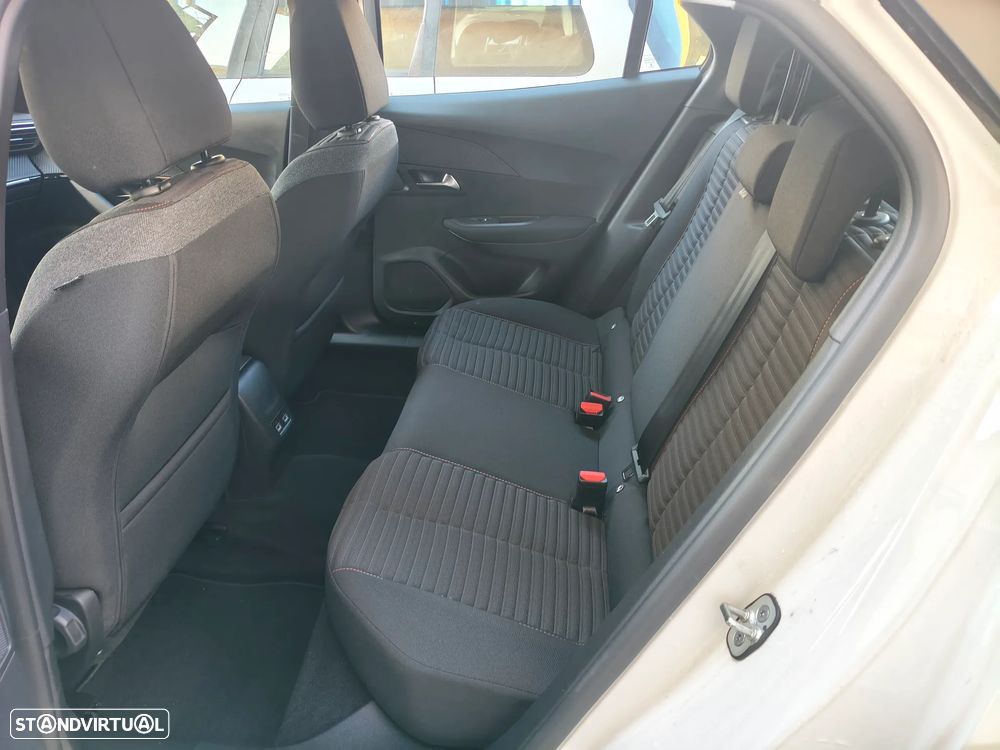 Peugeot e-2008 50 kWh Active Pack - 34