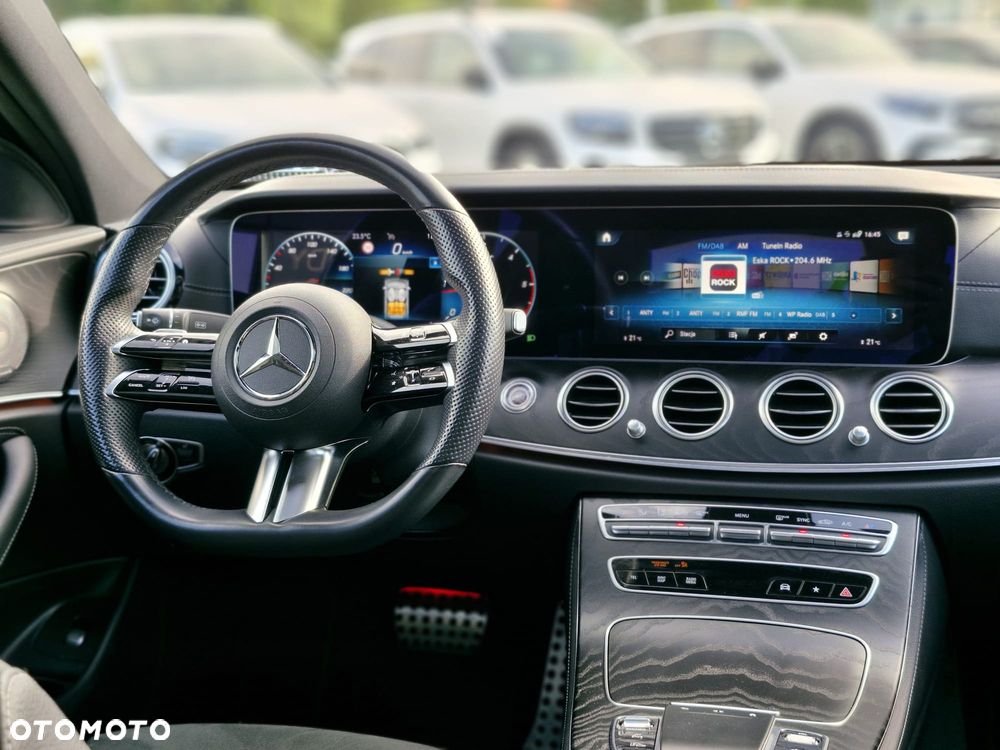 Mercedes-Benz Klasa E 220 d 4-Matic AMG - 11