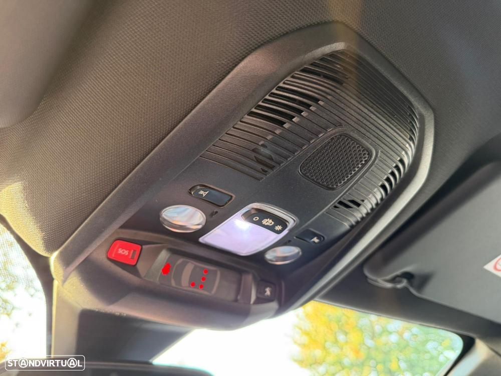 Peugeot 3008 1.5 BlueHDi GT Line EAT8 - 28