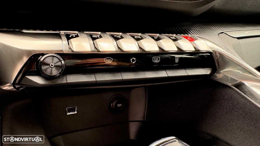 Peugeot 3008 PureTech 130 Stop & Start EAT6 Active - 21