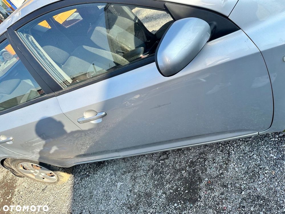 DRZWI PRZEDNIE PRAWE KIA CEED I LIFT 2009 R KOD LAK. 9S - 1