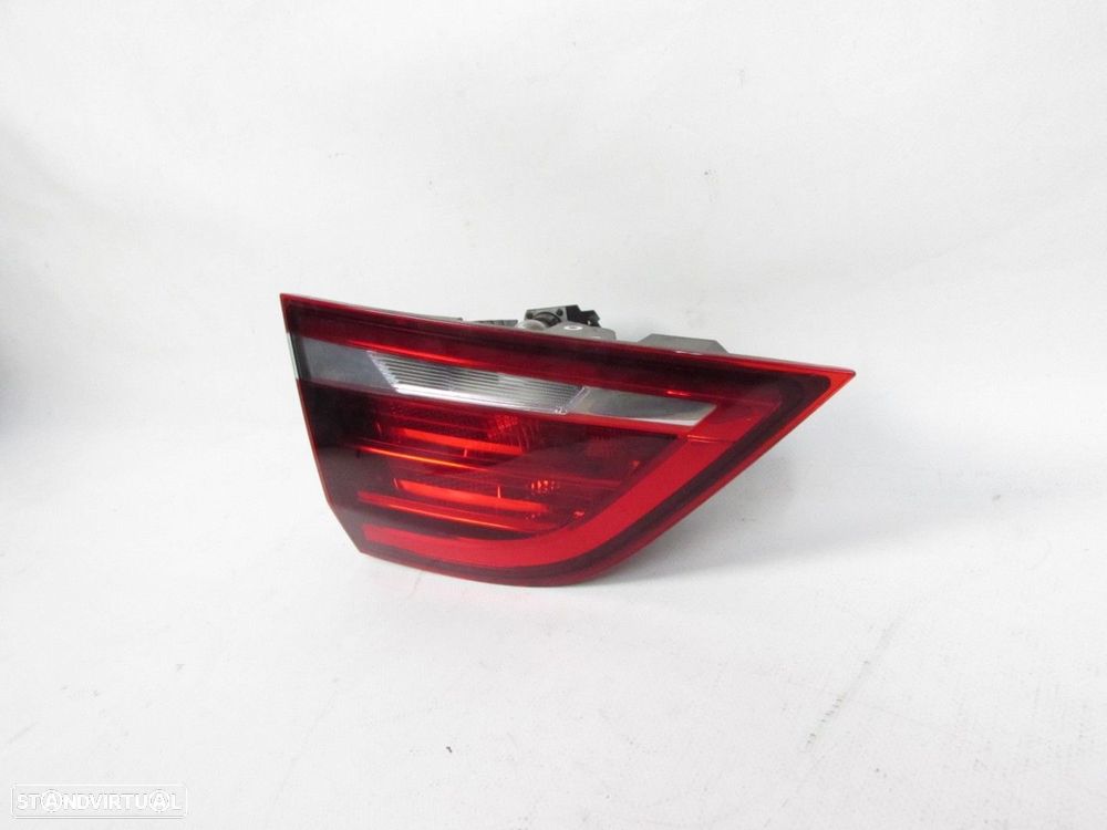 Farolim Da Mala Esquerdo Seminovo/ Original BMW 2 Gran Tourer (F46) 63217491349 - 2