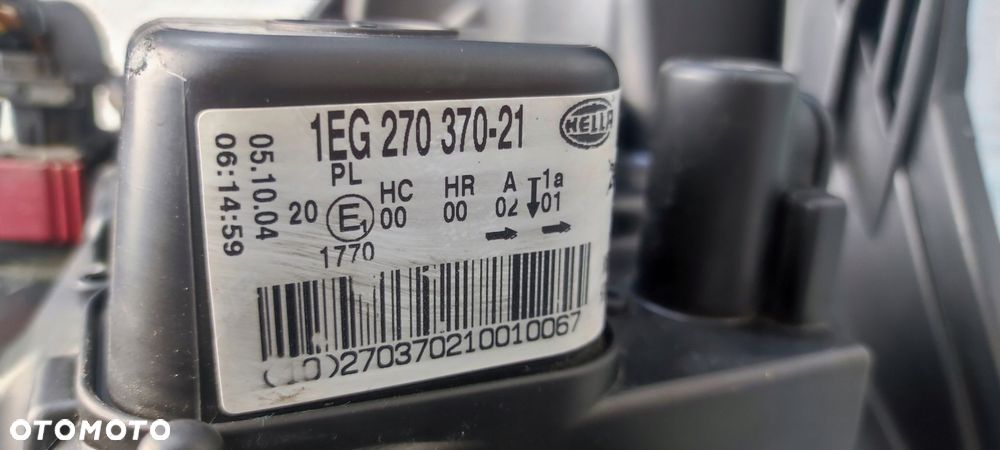 reflektor lampa prawy prawa lewa lewy przód przednia OPEL ASTRA H III 3 EU - 8