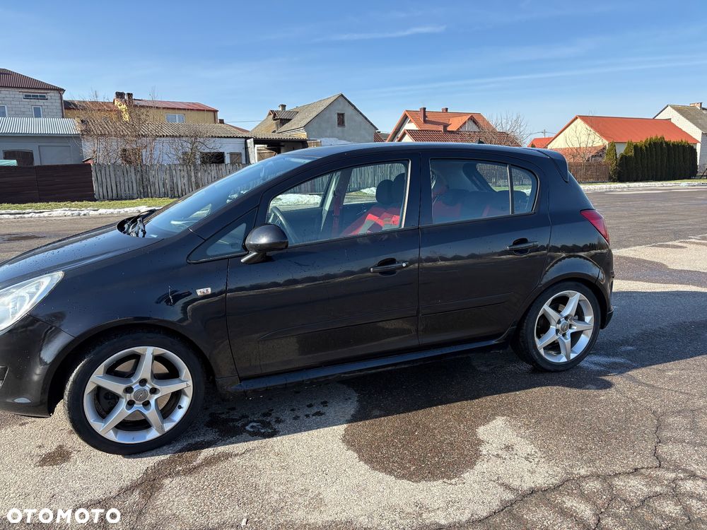 Opel Corsa 1.6T GSI - 5