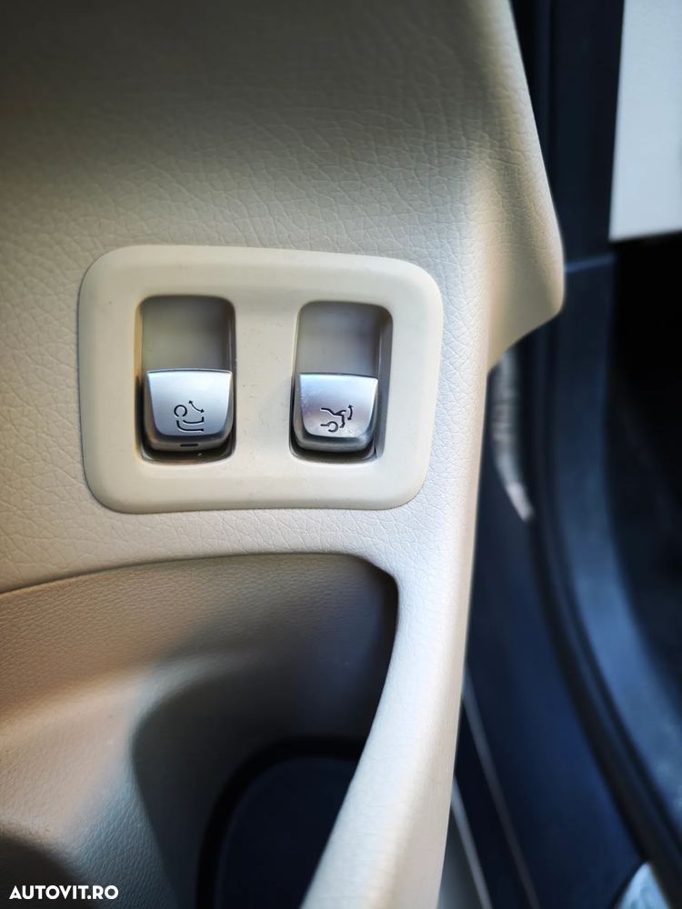 Mercedes-Benz GLC 250 d 4MATIC 9G-TRONIC - 18