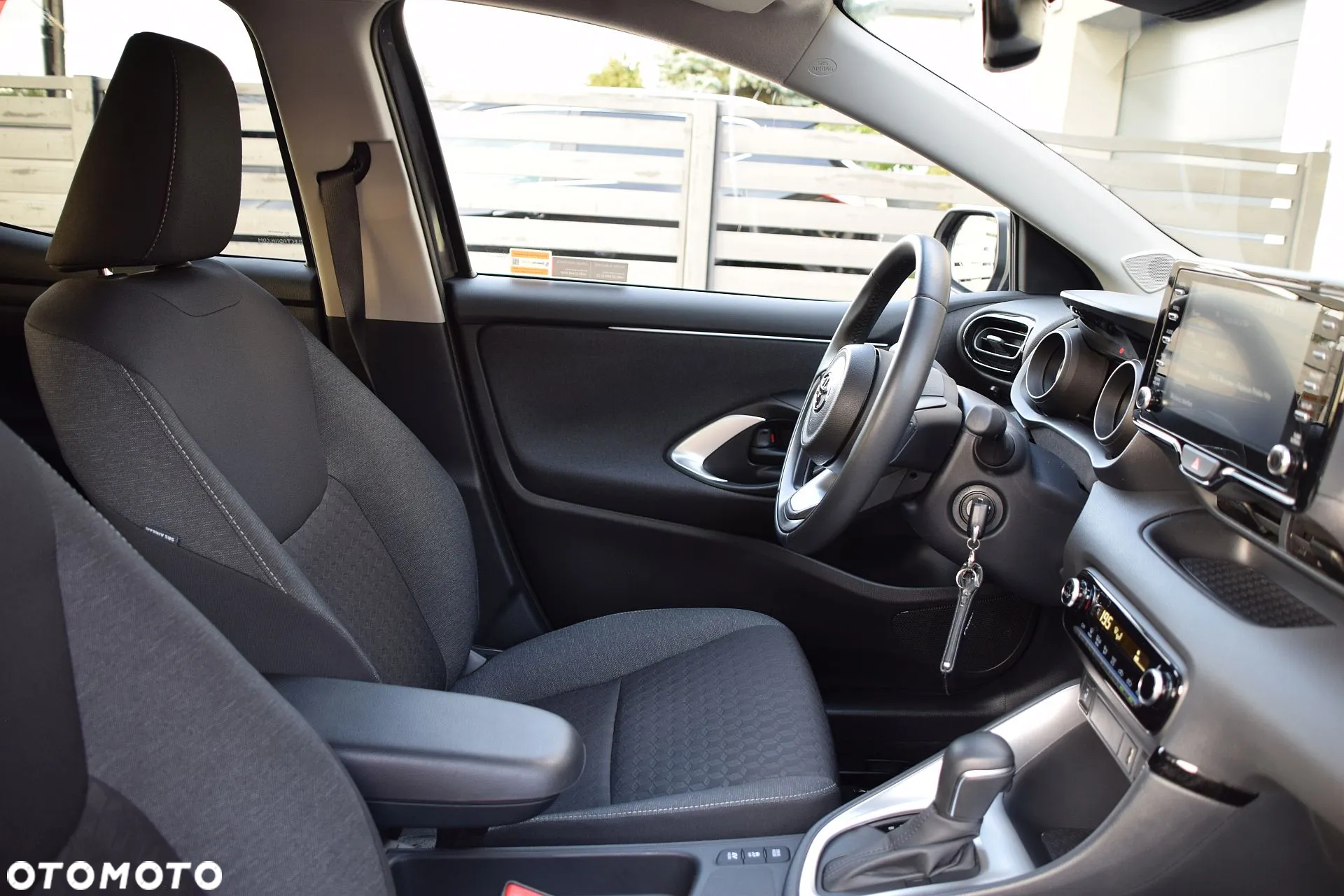 Toyota Yaris Hybrid 1.5 Comfort - 16