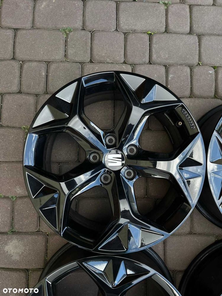 Oryginalne alufelgi Seat 5x112 17 cali Ateca Tarraco Leon Czarne - 8